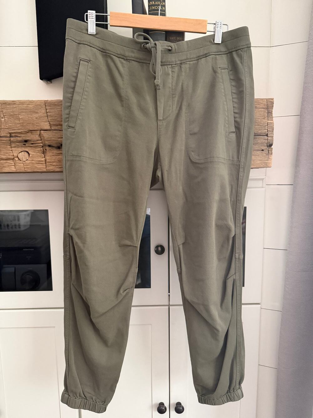 James Perse Standard Army Green Cargo Joggers Sz 3 Quiet Luxury Streetwear